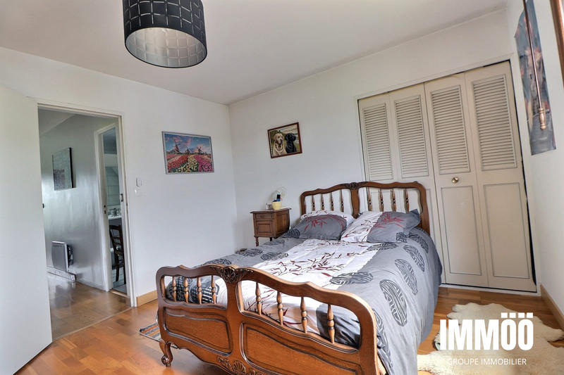 Maison traditionnelle - 129 m² - 6 pièces