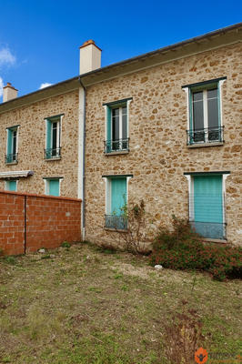 Maison - 101 m² - 5 pièces