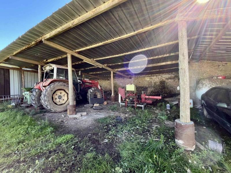 Propriété - 88 m² - 4 pièces