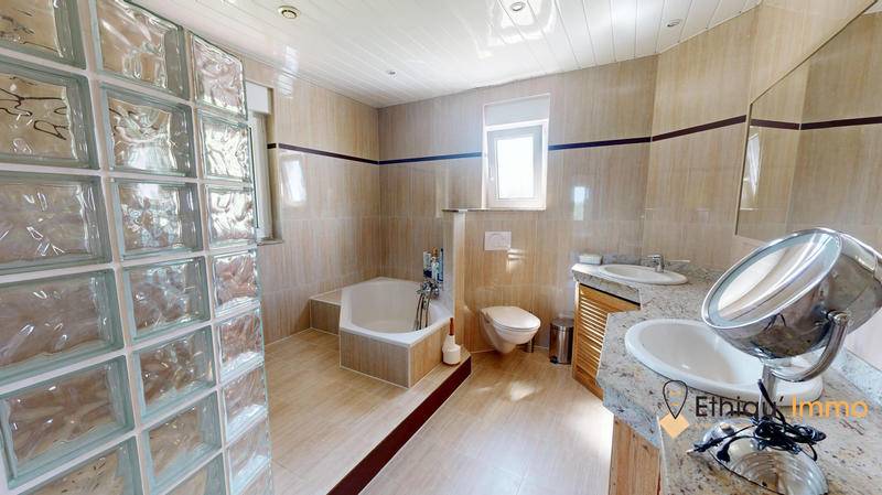 Maison - 132 m² - 6 pièces