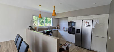 Maison - 130 m² - 6 pièces