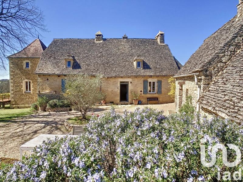 Maison - 180 m² - 5 pièces