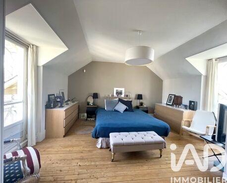 Maison - 171 m² - 8 pièces