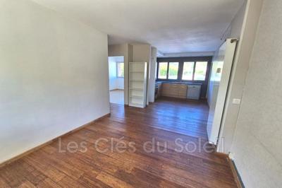 Appartement - 74 m² - 4 pièces