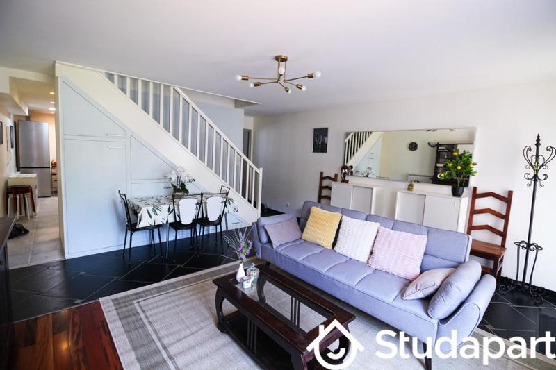 Chambre - 9 m² - 1 pièce