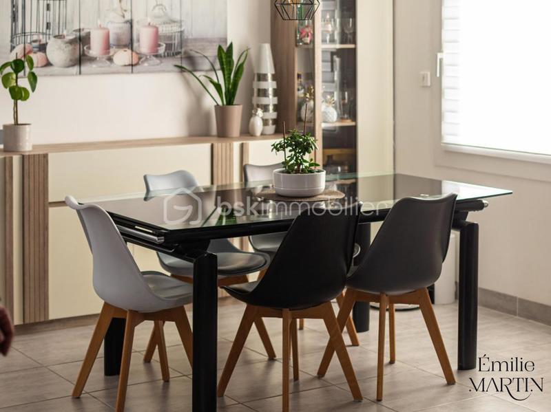 Maison - 154 m² - 7 pièces