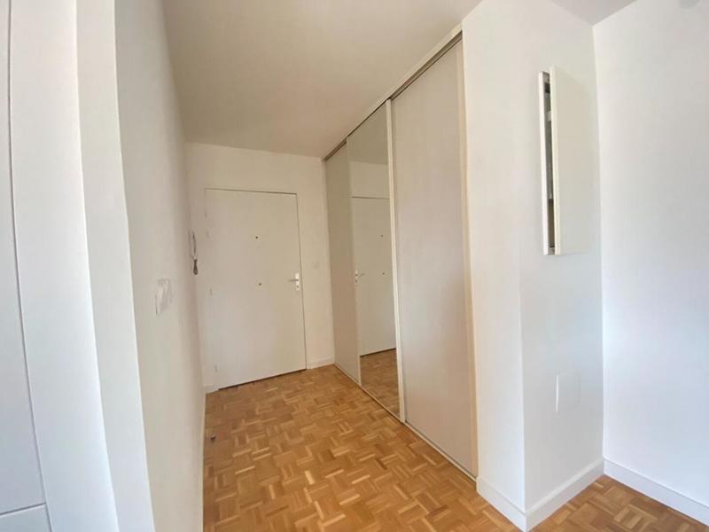 Appartement - 75 m² - 2 pièces