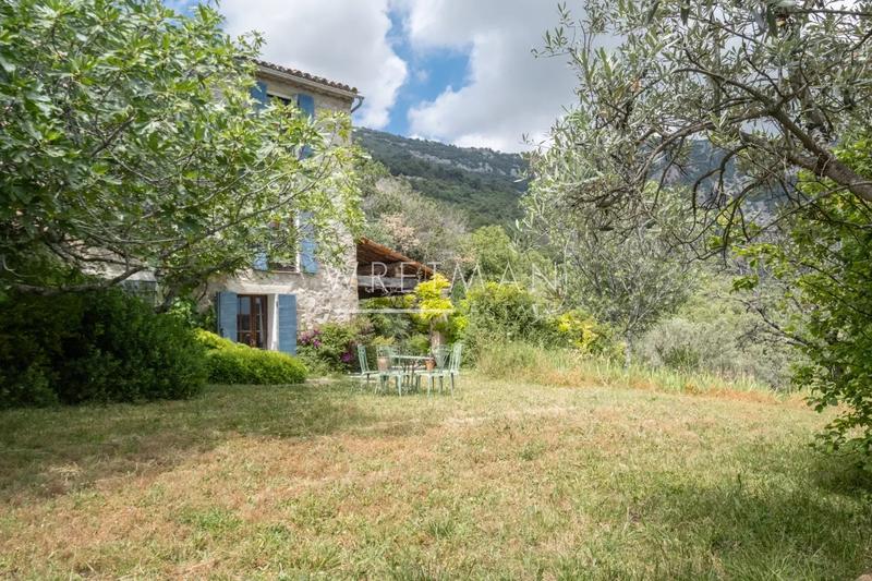 Villa - 200 m² - 5 pièces