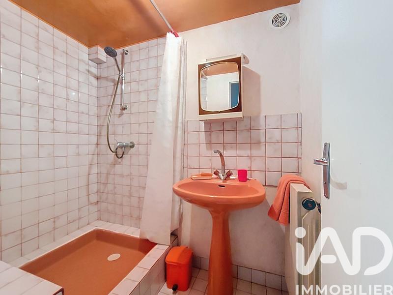 Maison - 195 m² - 7 pièces