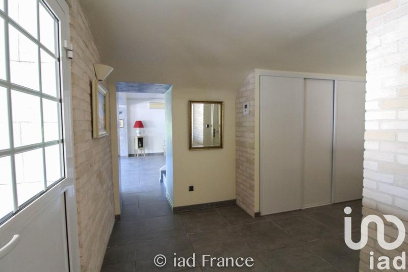 Maison - 230 m² - 9 pièces