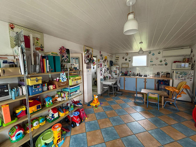 Maison - 183 m² - 10 pièces