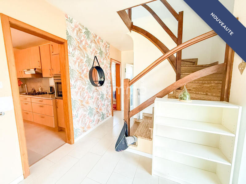 Maison - 175 m² - 8 pièces