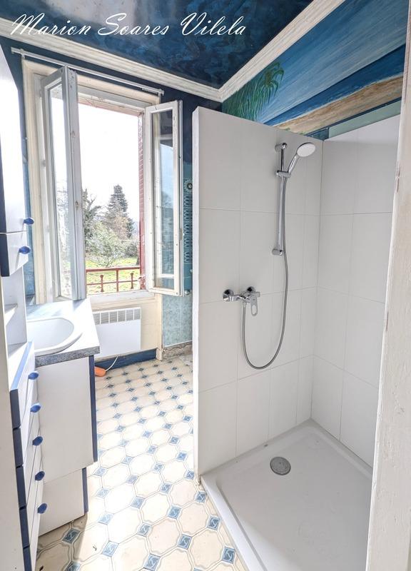 Maison en pierre - 99 m² - 4 pièces