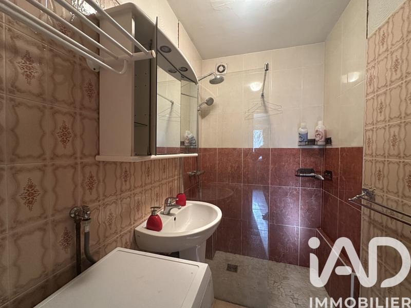 Maison - 182 m² - 9 pièces