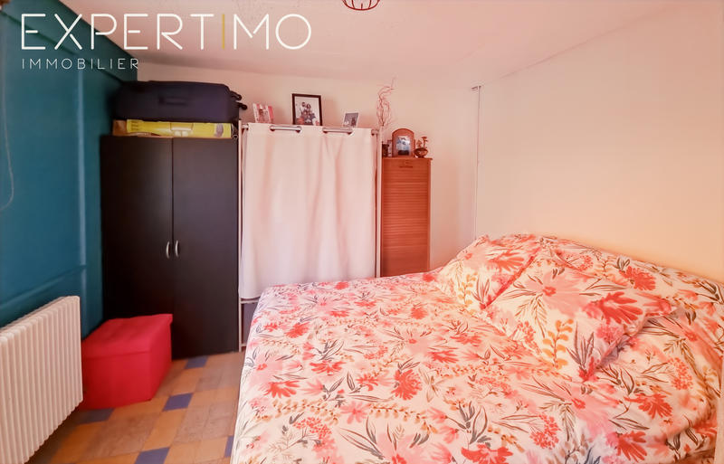 Maison - 111 m² - 7 pièces