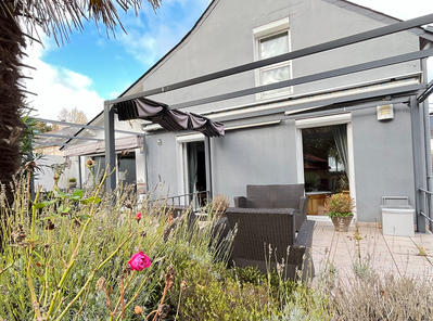 Maison - 174 m² - 5 pièces