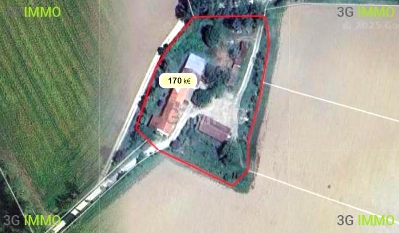 Maison - 168 m² - 9 pièces