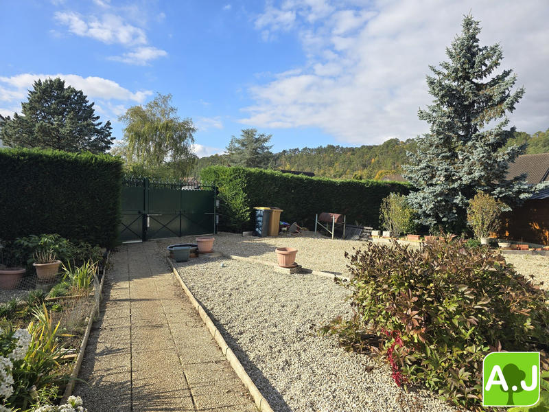 Maison - 102 m² - 5 pièces