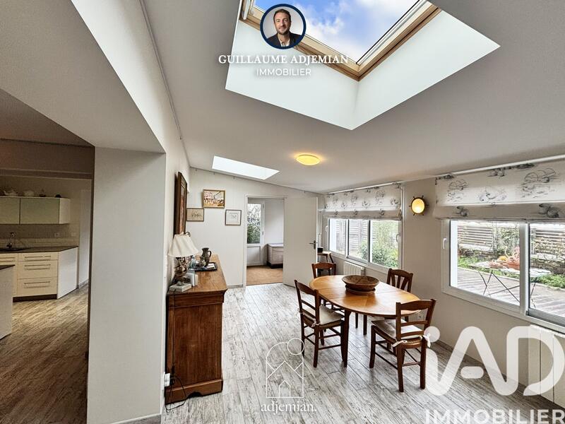 Maison - 179 m² - 8 pièces