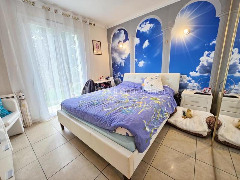 Maison traditionnelle - 110 m² - 5 pièces