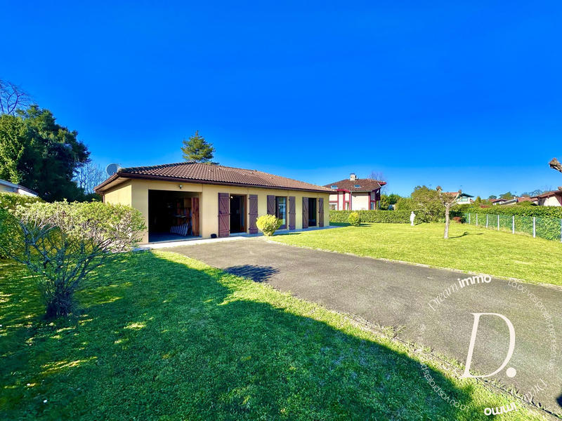 Maison - 82 m² - 4 pièces