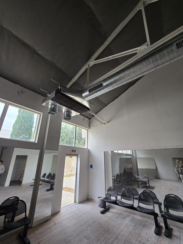 Bureau - 99 m² - 1 pièce