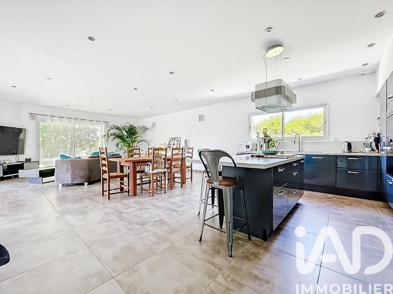 Maison - 142 m² - 5 pièces