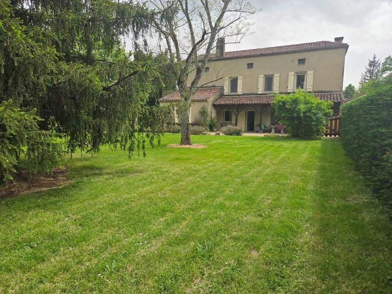 Corps de ferme - 139 m² - 4 pièces