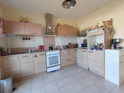 Maison - 166 m² - 7 pièces