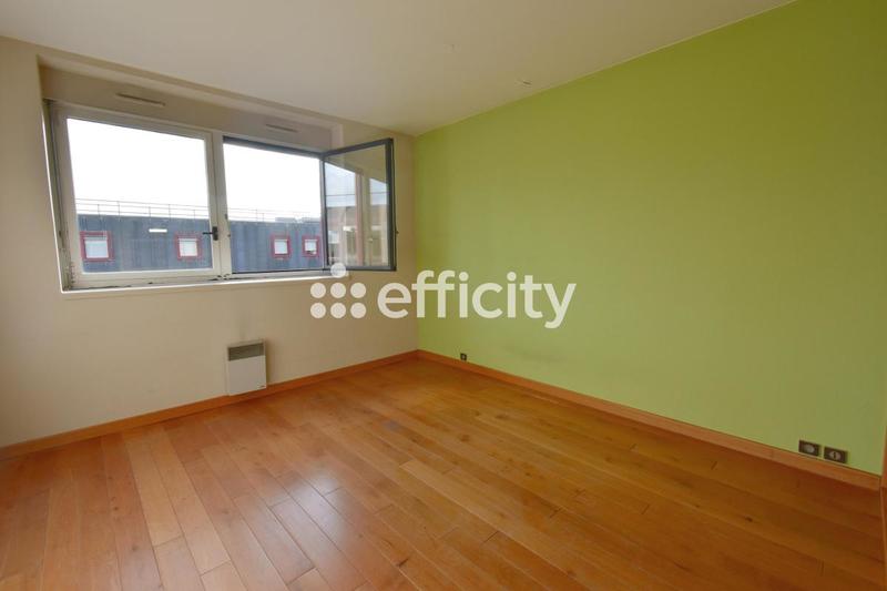 Appartement - 100 m² - 4 pièces