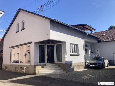 Appartement - 204 m² - 5 pièces