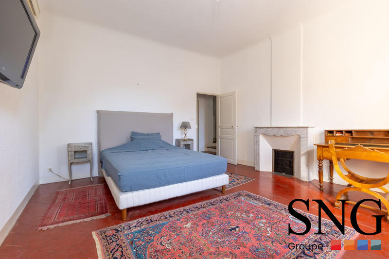 Villa - 175 m² - 6 pièces