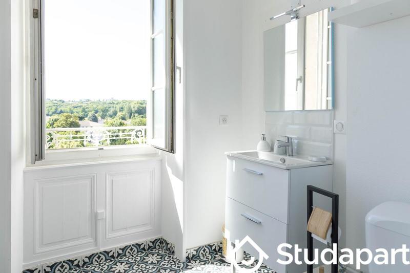 Chambre - 124 m² - 1 pièce