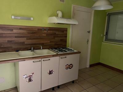 Maison - 98 m² - 5 pièces