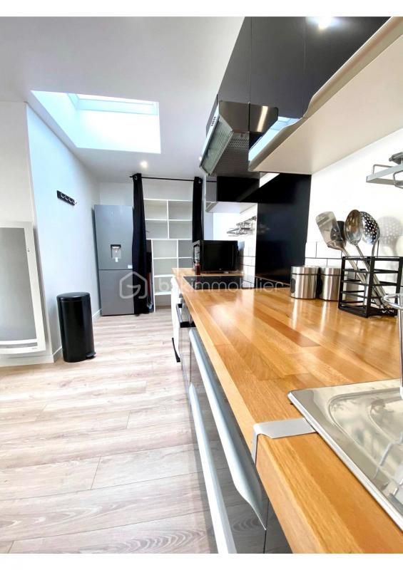 Immeuble - 256 m² - 11 pièces