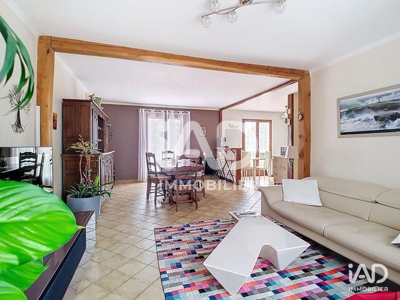 Maison - 96 m² - 5 pièces