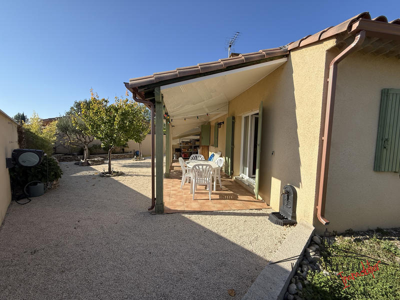Villa - 90 m² - 5 pièces