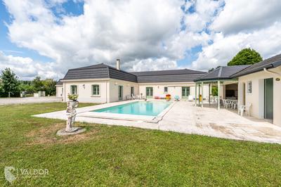 Maison de ville - 300 m² - 7 pièces