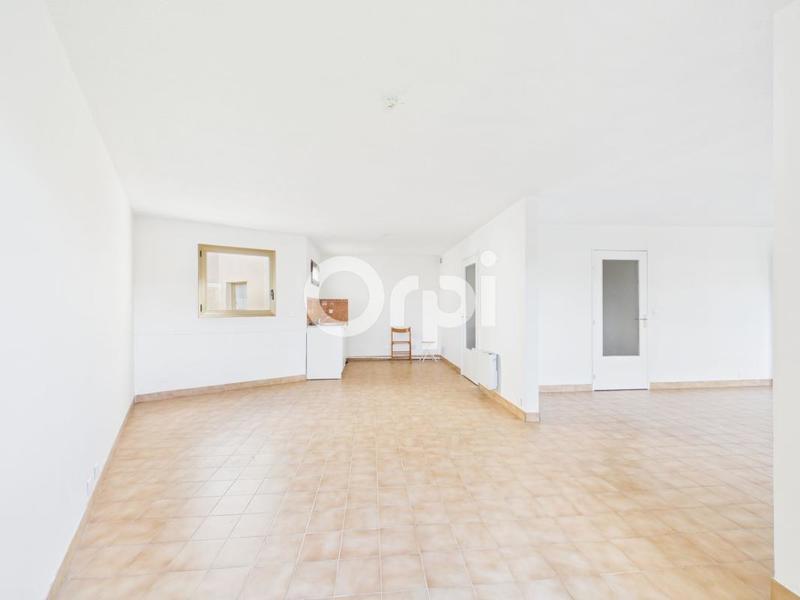 Appartement - 83 m² - 3 pièces