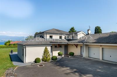 Maison d'architecte - 249 m² - 8 pièces