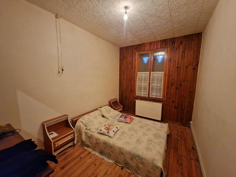 Maison - 250 m² - 10 pièces