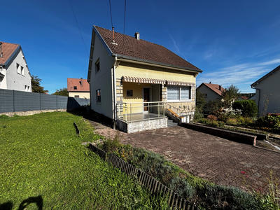 Maison - 82 m² - 5 pièces