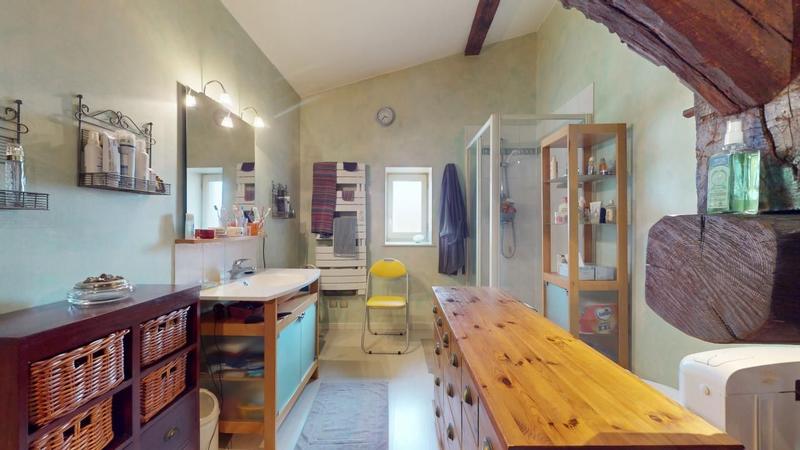 Maison - 240 m² - 5 pièces