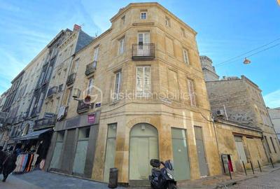 Immeuble - 476 m² - 15 pièces