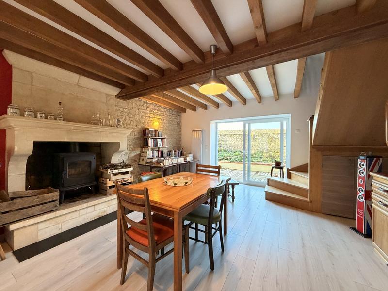 Maison - 140 m² - 5 pièces