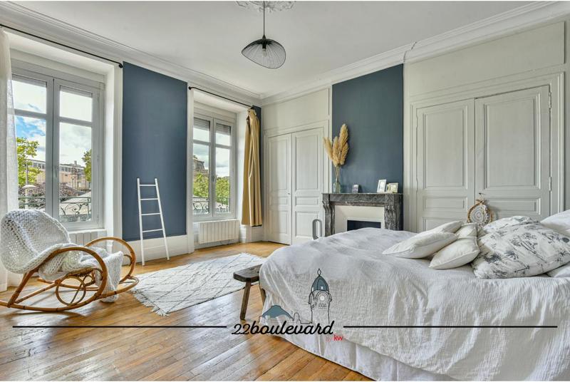 Appartement - 142 m² - 5 pièces