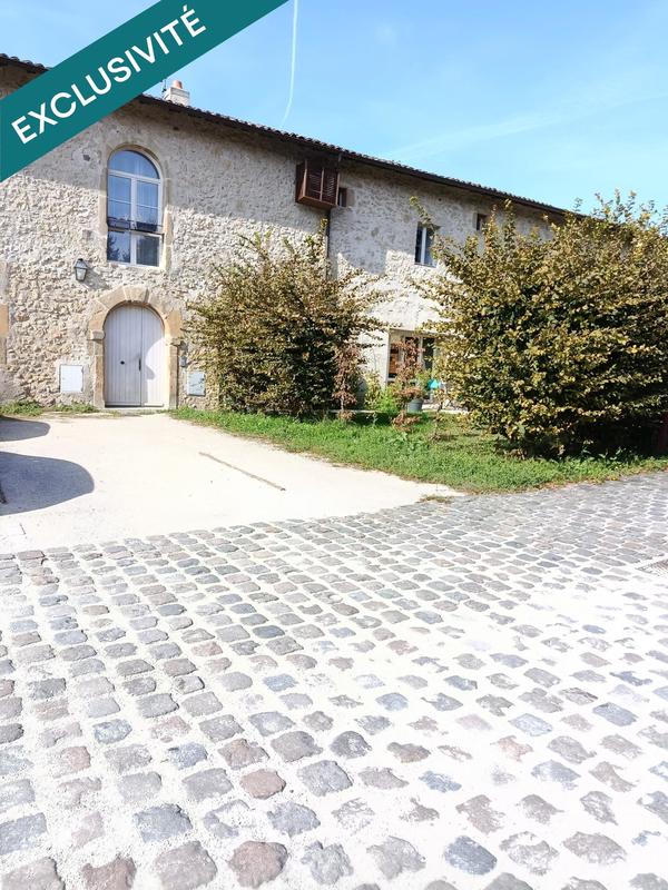 Appartement - 99 m² - 4 pièces