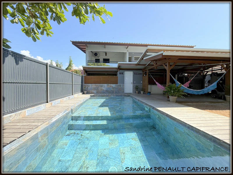 Maison d'architecte - 246 m² - 7 pièces