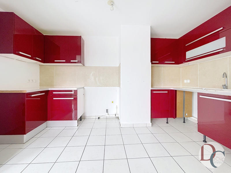 Appartement - 75 m² - 4 pièces