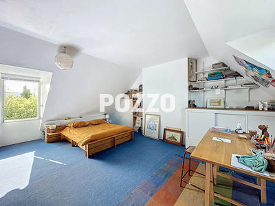 Maison - 263 m² - 10 pièces